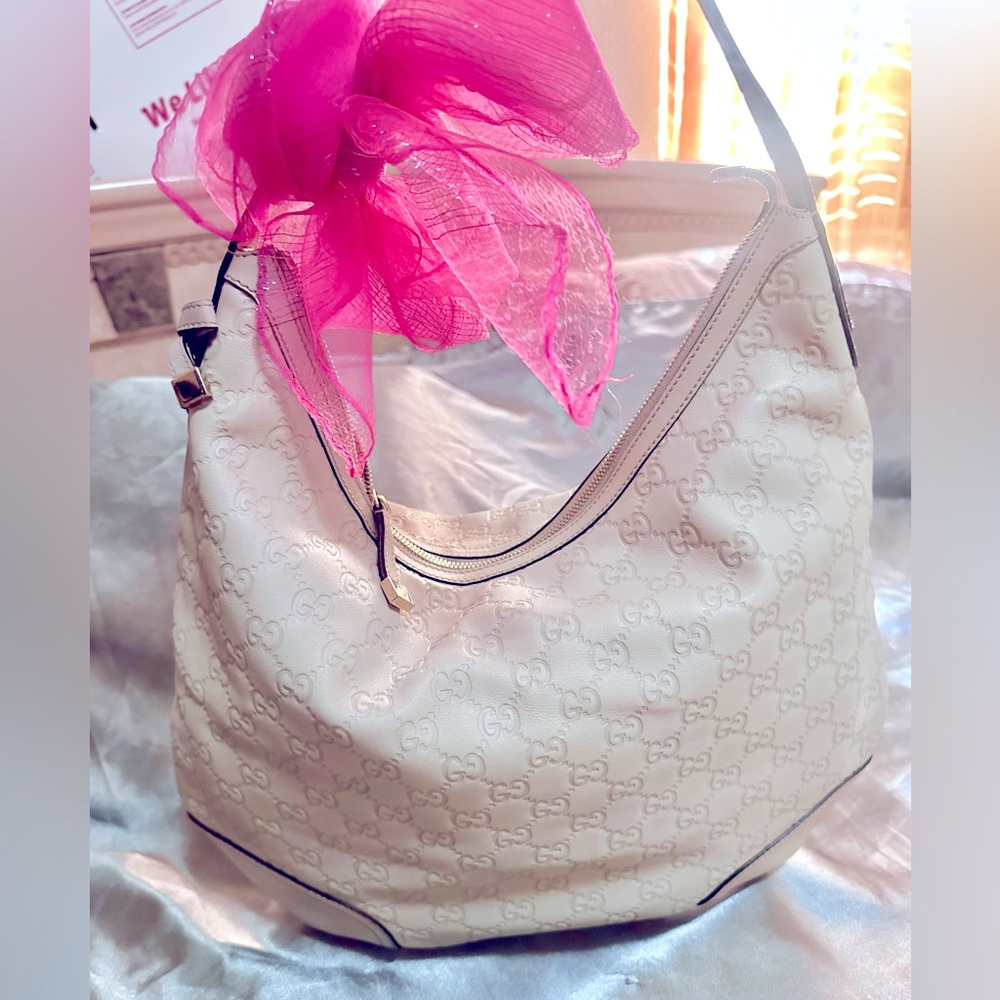 Pre loved Gucci Leather Hobo bag